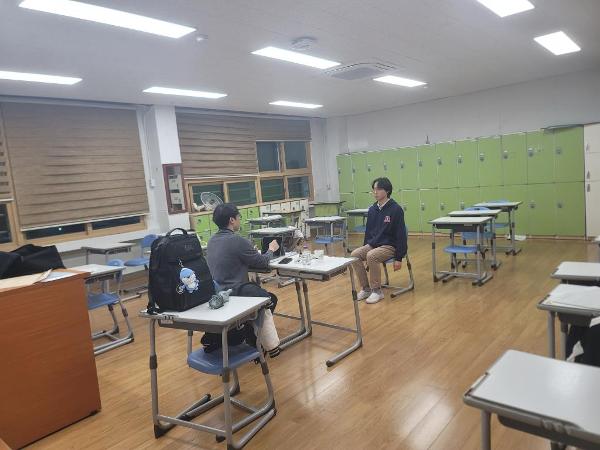 외부 강사 초빙 3학년 수시 모의 면접 실시